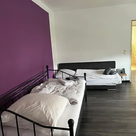 アパート Red Dot カーメン